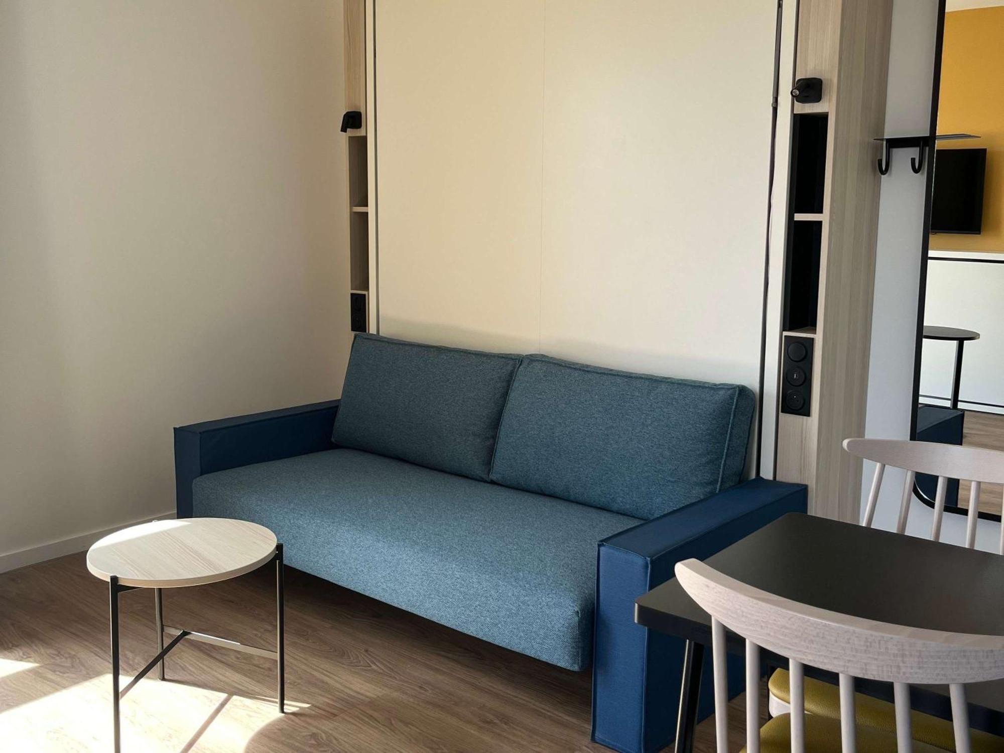 Aparthotel Adagio Access Porte De Camargue Saint-Martin-de-Crau Εξωτερικό φωτογραφία
