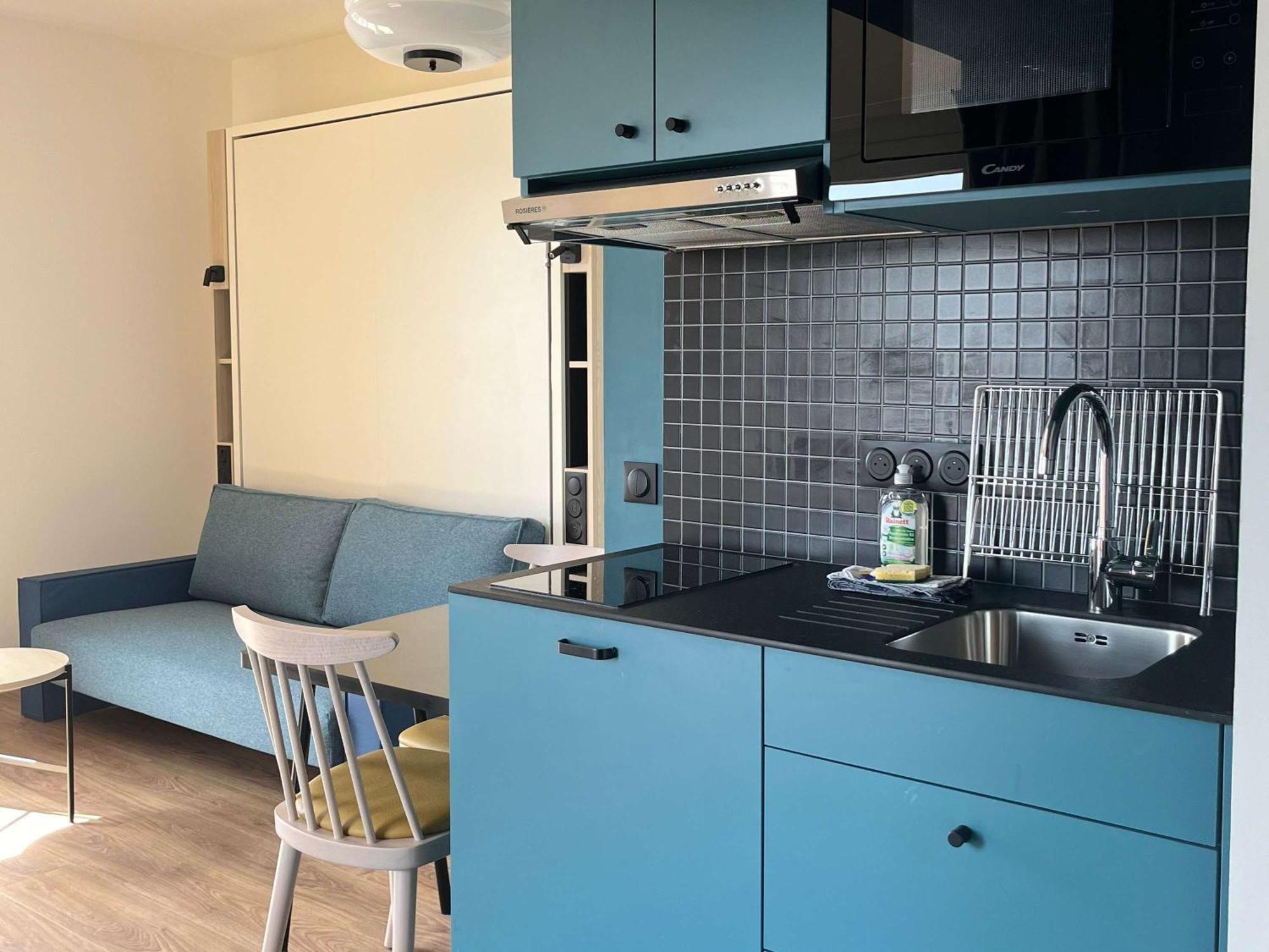Aparthotel Adagio Access Porte De Camargue Saint-Martin-de-Crau Εξωτερικό φωτογραφία