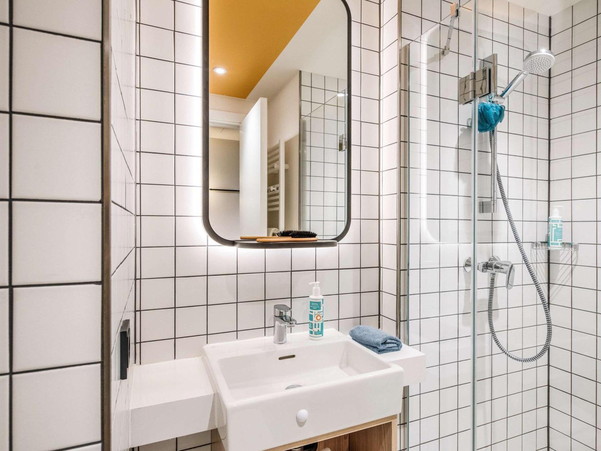 Aparthotel Adagio Access Porte De Camargue Saint-Martin-de-Crau Εξωτερικό φωτογραφία
